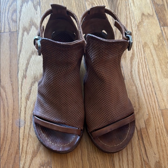 A.S. 98 sz EU 38 US 7.5 Kenya Brown Leather Women's Sandals 2” heel great cond - Picture 2 of 9